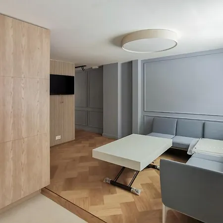 Premium Lochergut 호텔 *