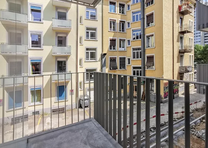 Premium Lochergut Zurich